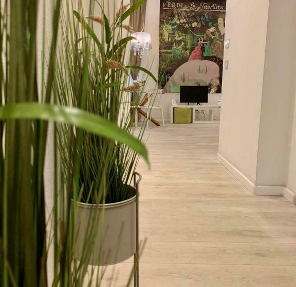 آپارتمان 1 خوابه, Truly Verona