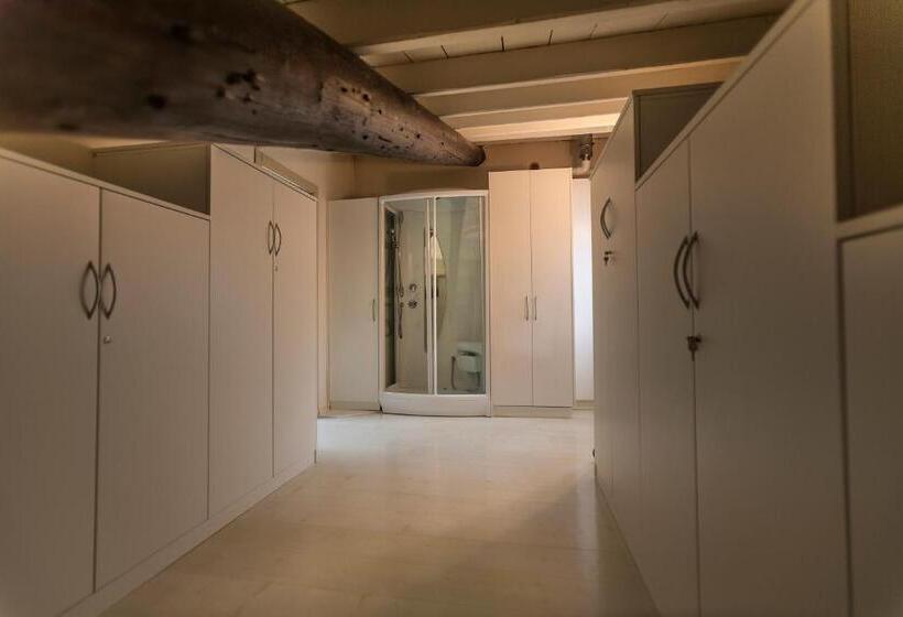 آپارتمان لوکس 1 خوابه, Truly Verona