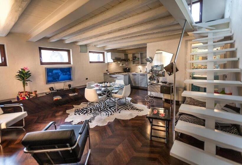 آپارتمان لوکس 1 خوابه, Truly Verona