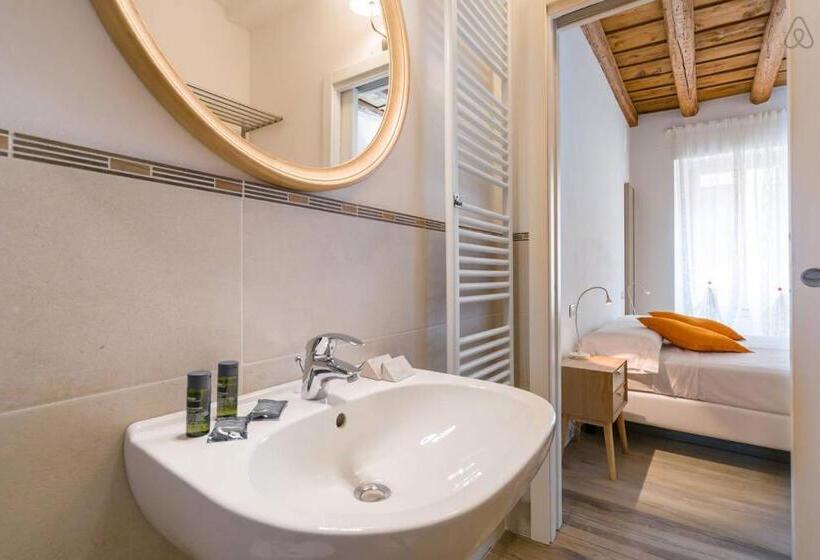 آپارتمان 2 خوابه, Truly Verona