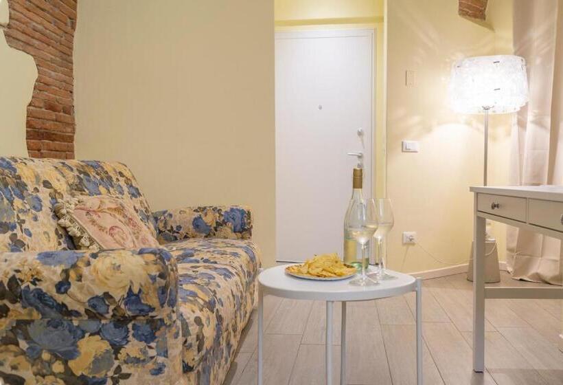 اتاق استاندارد, Truly Verona