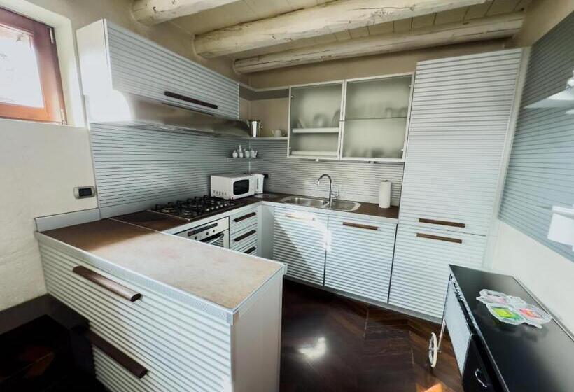 آپارتمان لوکس 1 خوابه, Truly Verona