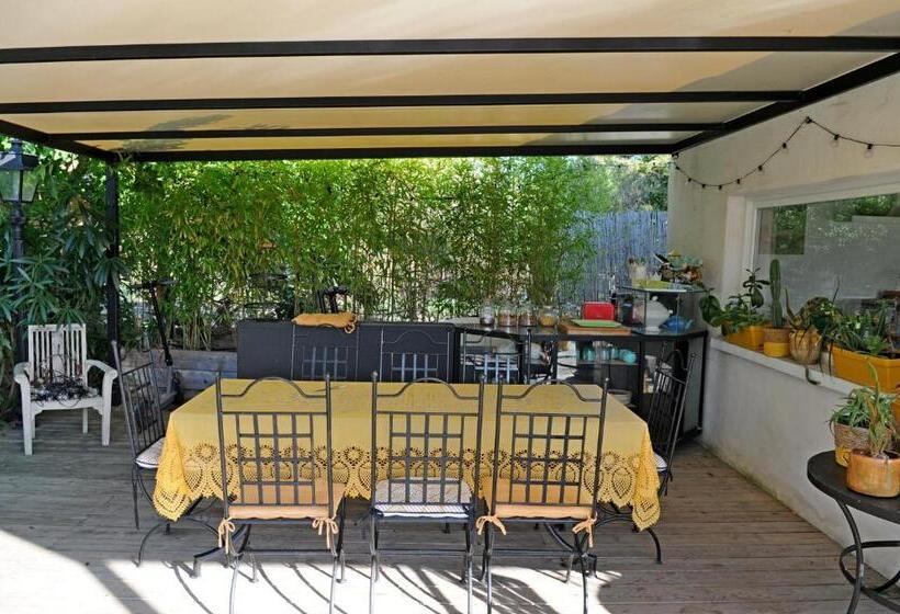 اتاق استاندارد, B&b La Terre Brûlée