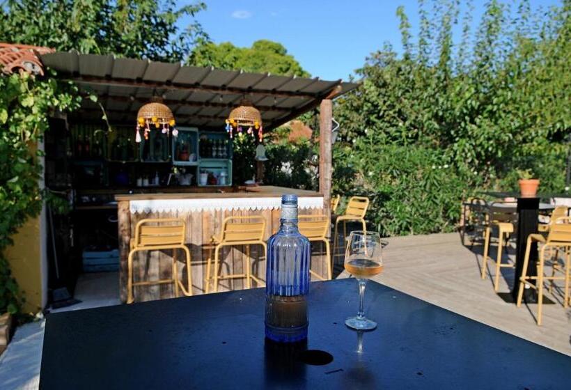 اتاق استاندارد, B&b La Terre Brûlée