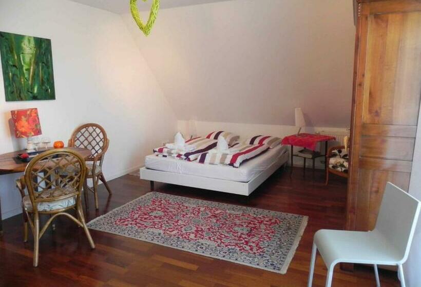 家庭间, Au Coeur Du Vignoble