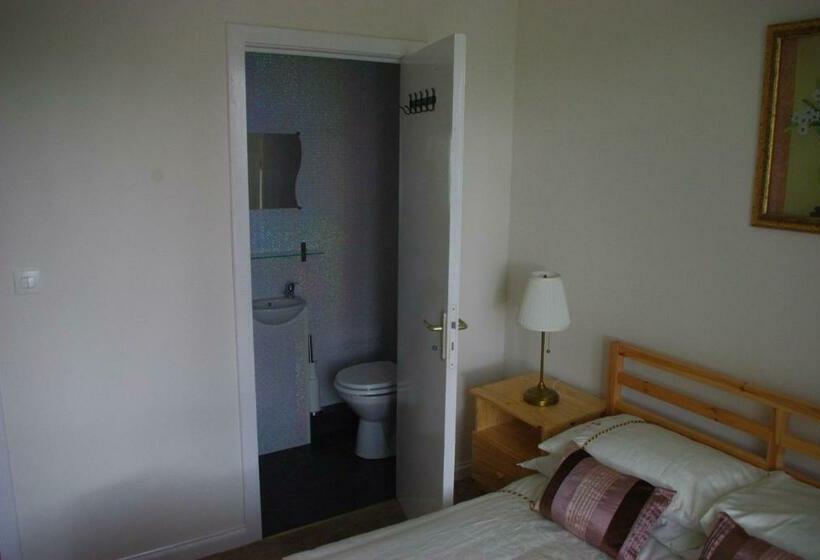 غرفة قياسية, La Maison Celtique