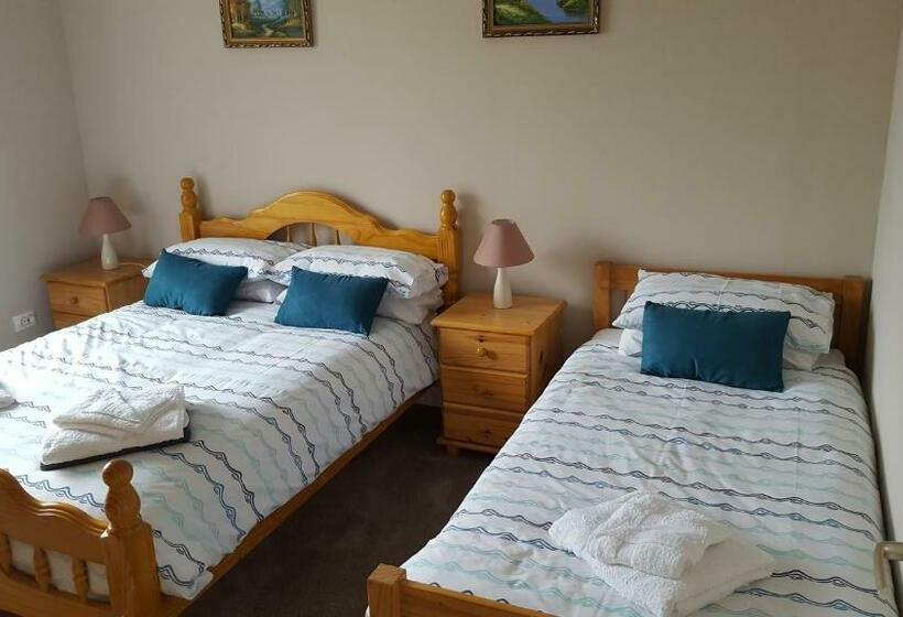 غرفة عائلية حمام مشترك, La Maison Celtique