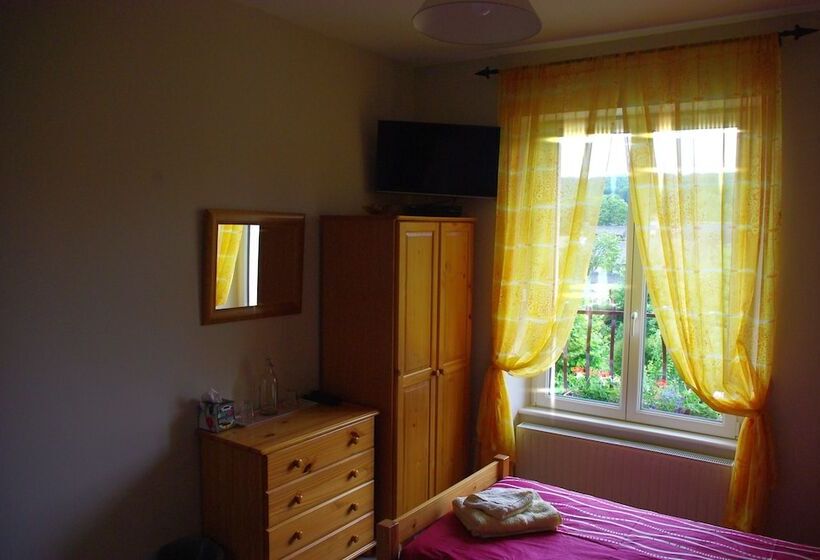 غرفة قياسية حمام مشترك, La Maison Celtique