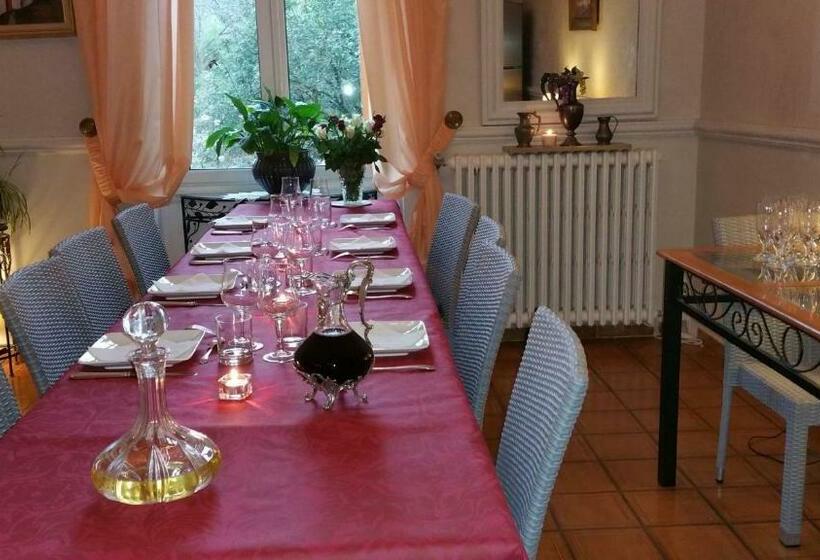 חדר סטנדרט נוף לגינה, Manoir De Tireveste