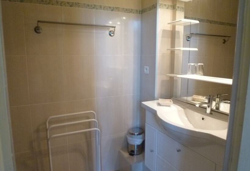 חדר סטנדרט, Manoir De Tireveste