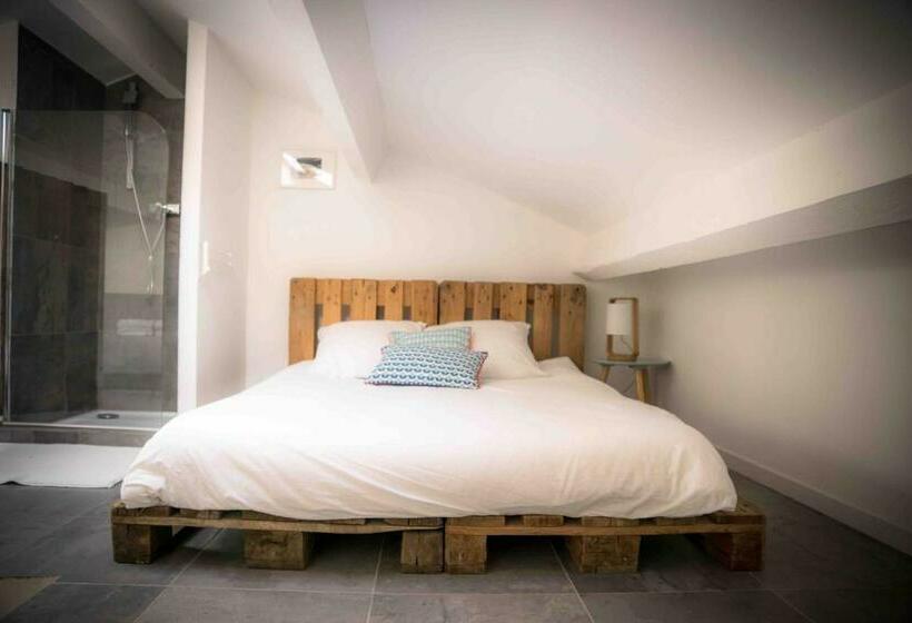 Номер Стандарт, Mas Lafleur