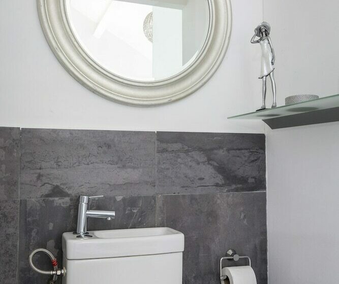 Номер Стандарт, Mas Lafleur