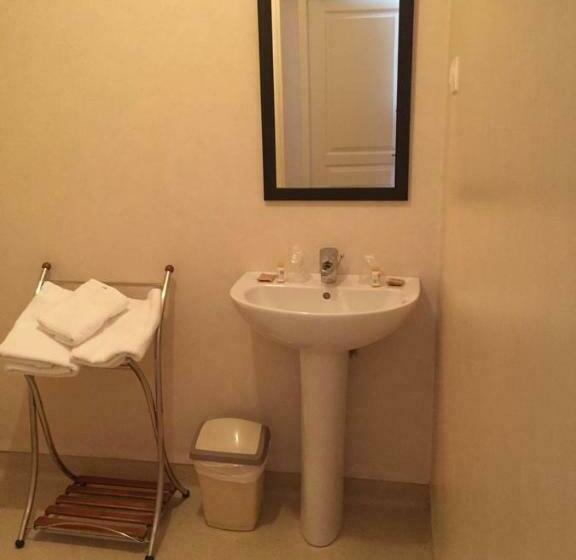 Номер Стандарт с Террасой, Auberge Les Olivades