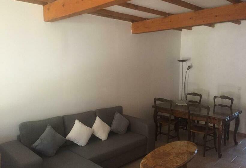 低层单卧公寓, Auberge Les Olivades
