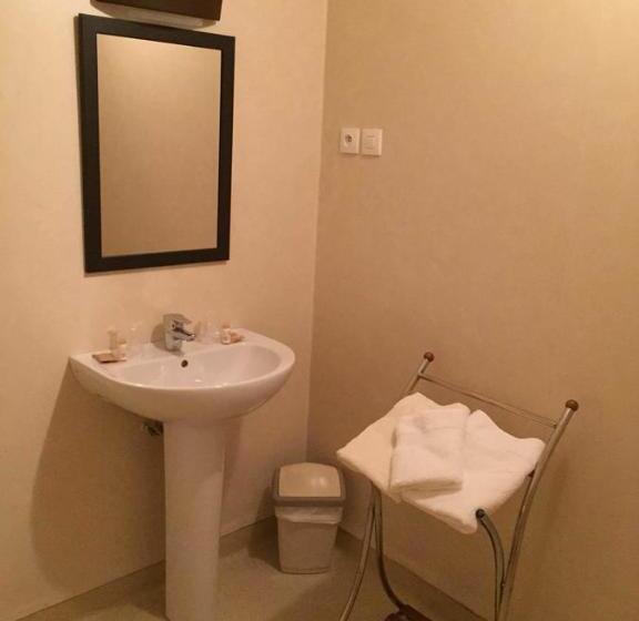 Номер Стандарт, Auberge Les Olivades