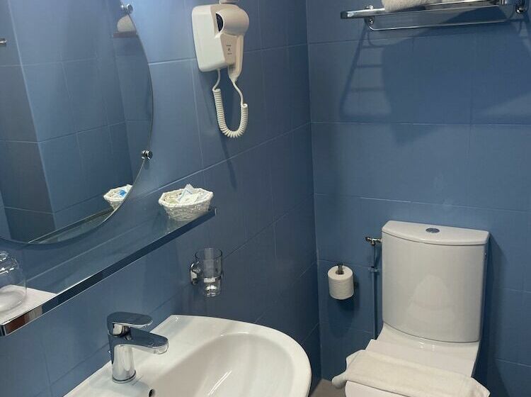 اتاق استاندارد, Crystal