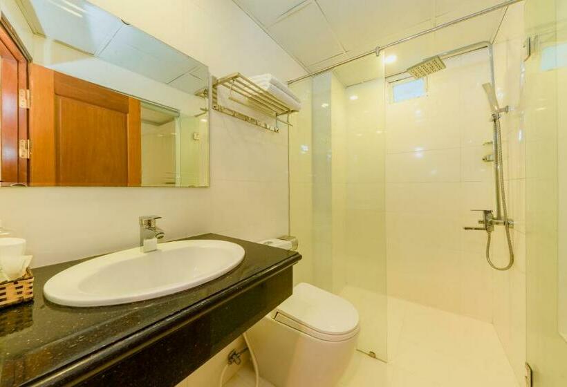 Superior-huone King-vuode, Dubai Nha Trang Hotel Managed By Ht
