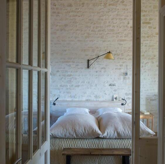 Номер Deluxe Вид на Море, Hôtel Le Sénéchal