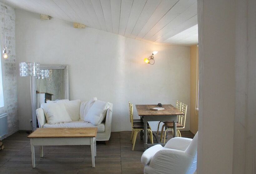 2间卧室的房子, Hôtel Le Sénéchal