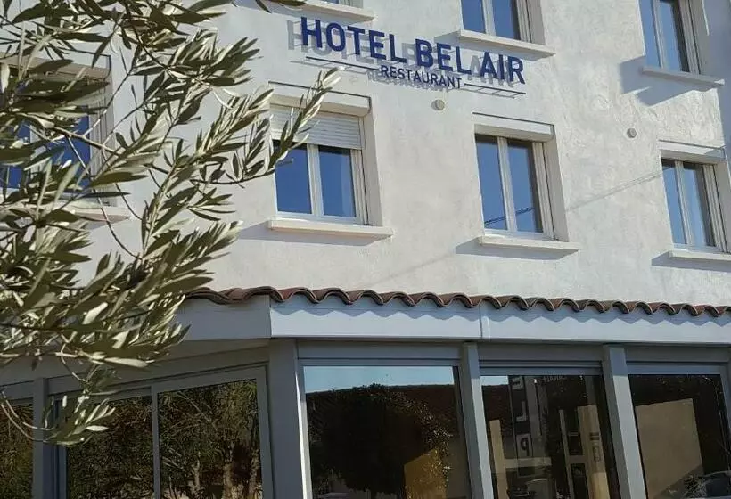 Standard Studio, Hôtel Restaurant Et Pension Soirée étape Bel Air