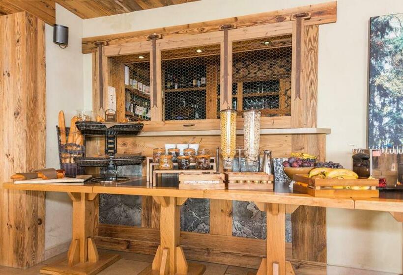 חדר סטנדרט לארבעה, Hôtel Restaurant Bois Joly