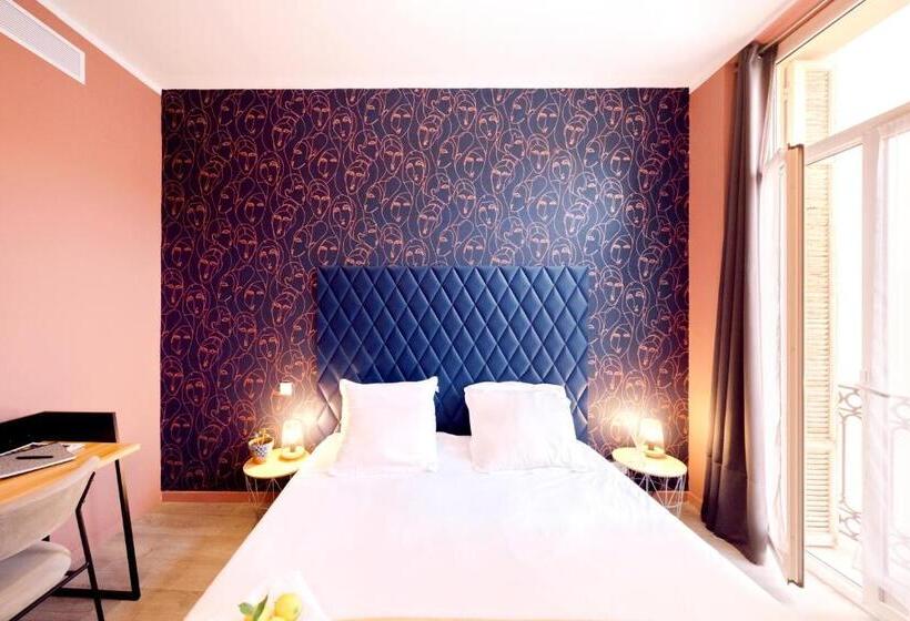 标准房带园景, Lemon