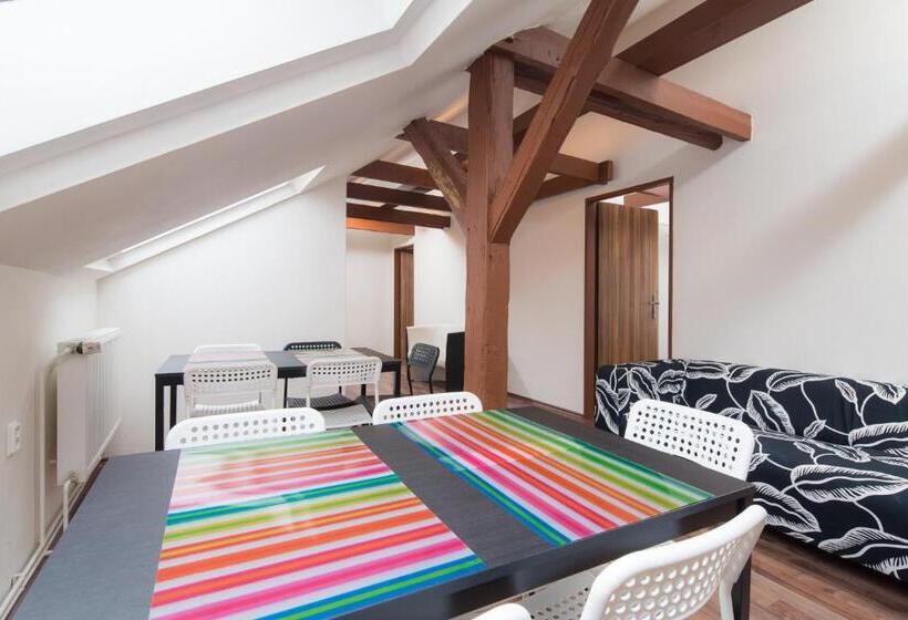 آپارتمان 3 خوابه, Easy Housing