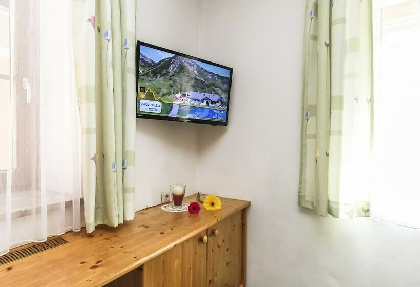 Апартаменты 1 Спальня, Appartements Trinker