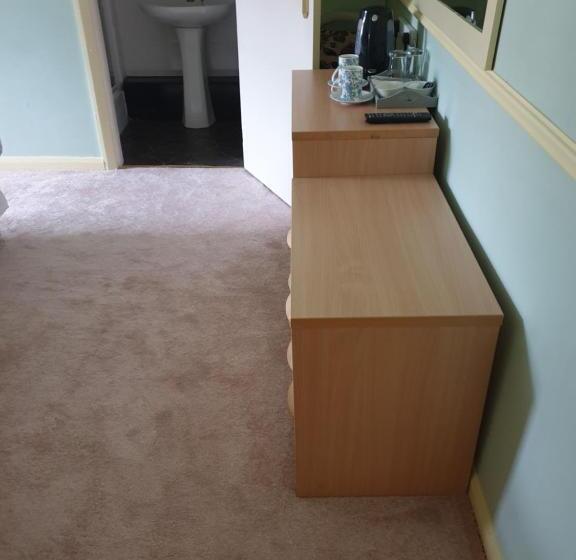 חדר סטנדרט, The Holmlea