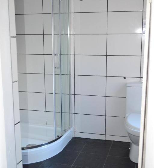 חדר דלוקס, The Holmlea