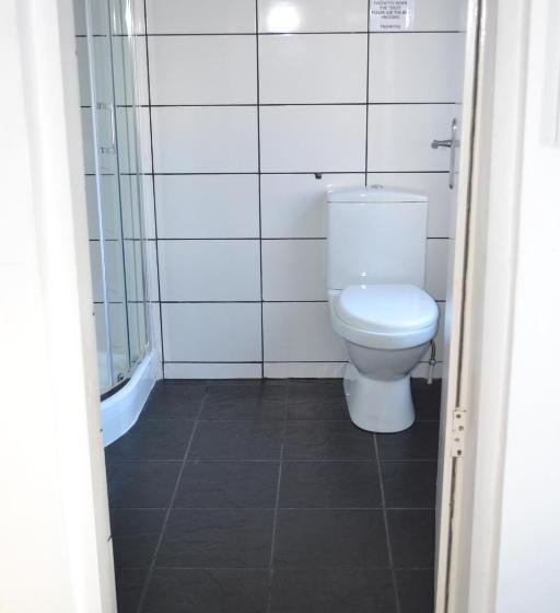 חדר דלוקס, The Holmlea