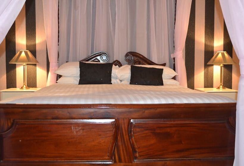 חדר דלוקס, The Holmlea