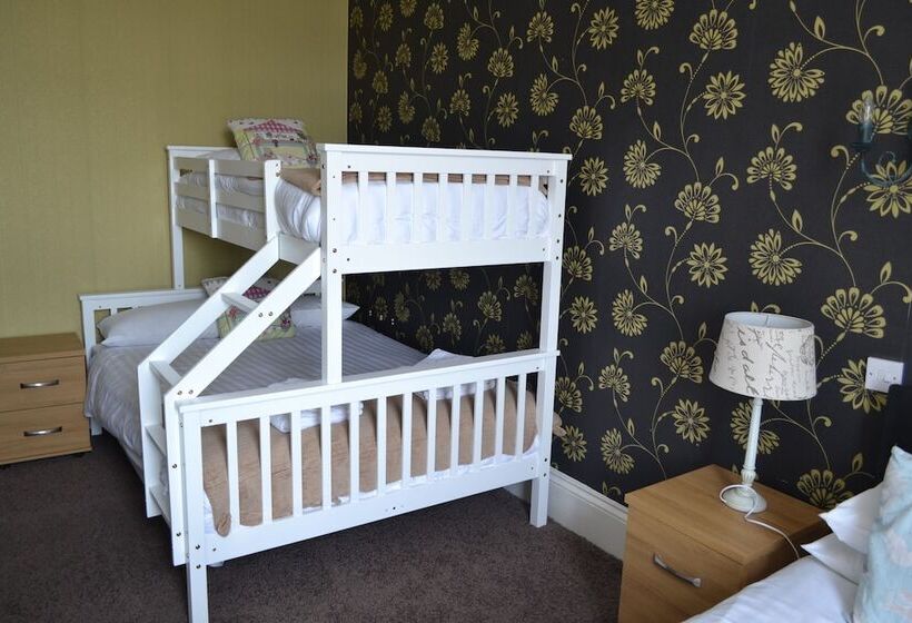 חדר סופריור, The Holmlea