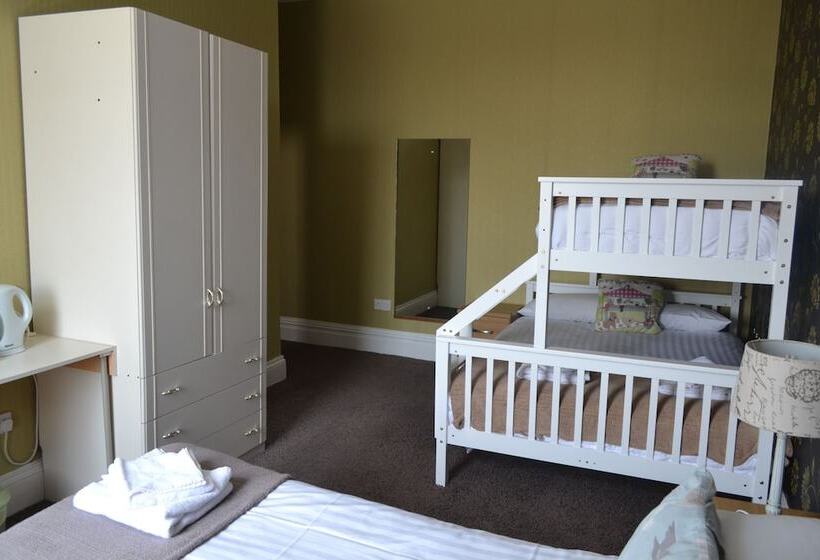 חדר סופריור, The Holmlea