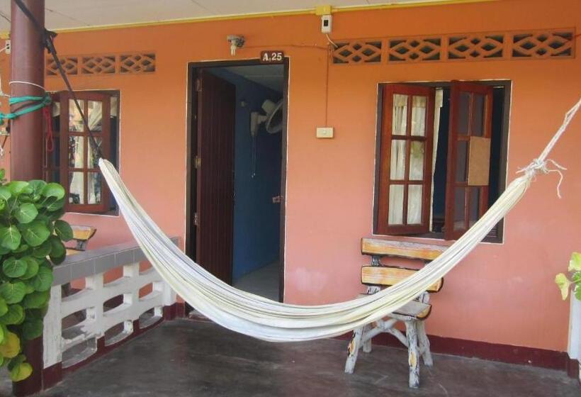 اتاق عادی, Charung Bungalows