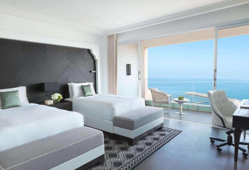 اتاق لوکس, Fairmont Fujairah Beach Resort