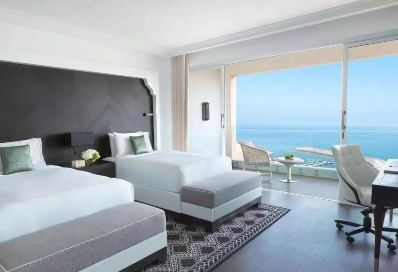 デラックスルーム, Fairmont Fujairah Beach Resort