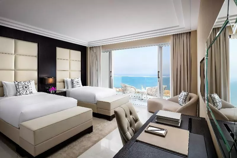 デラックスルーム, Fairmont Fujairah Beach Resort