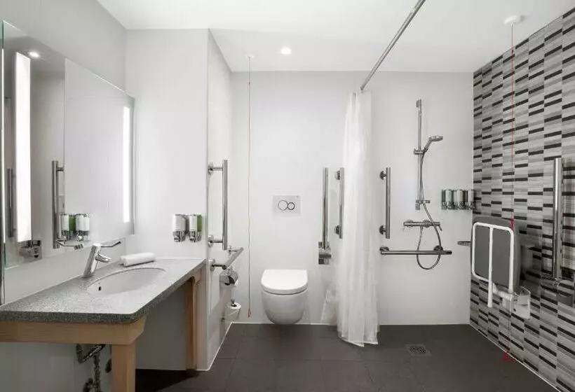 اتاق استاندارد برای معلولان, Hampton By Hilton Bristol Airport