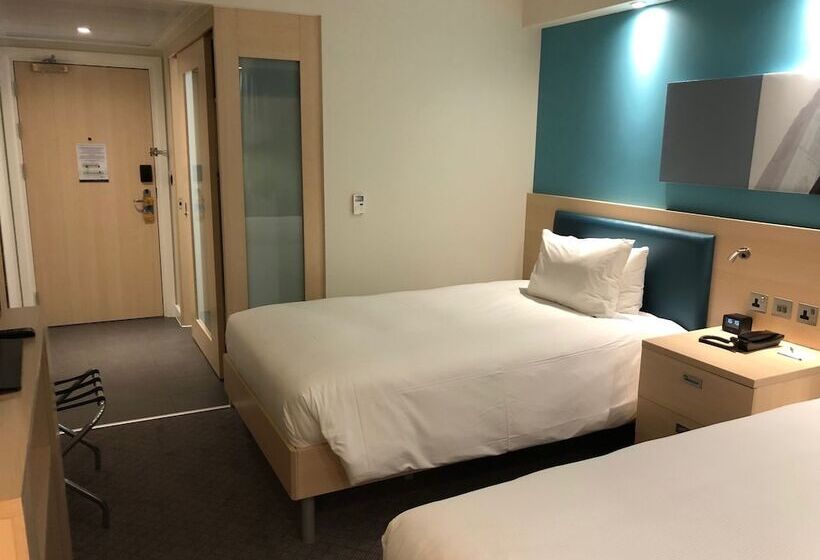 스탠다드 룸, Hampton By Hilton Bristol Airport