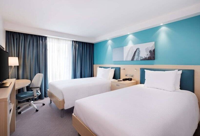 스탠다드 룸, Hampton By Hilton Bristol Airport