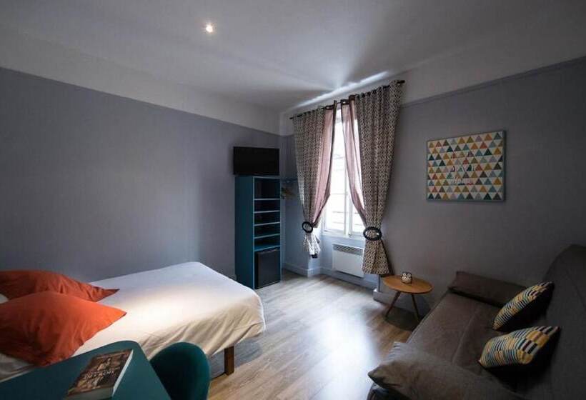 四人标准间, La Carpe D'or