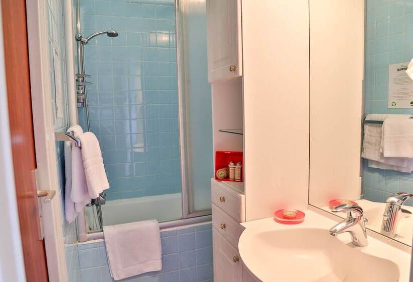 اتاق استاندارد یک تخته با بالکن, Le Tremplin