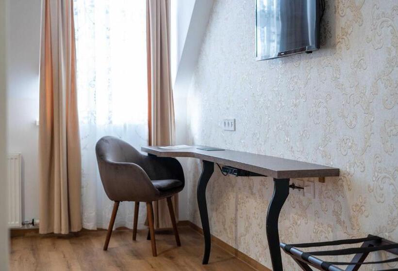 سوییت, Maxplaza