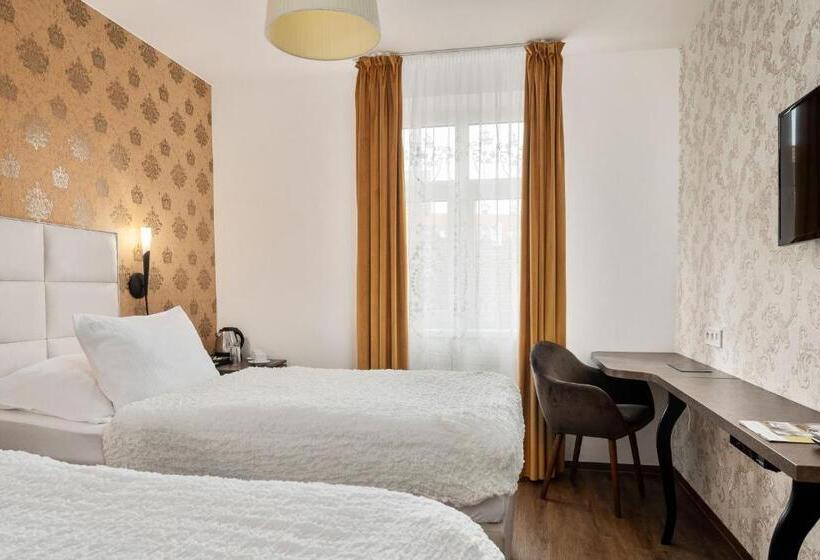 اتاق لوکس, Maxplaza