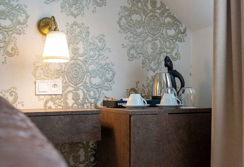 سوییت, Maxplaza