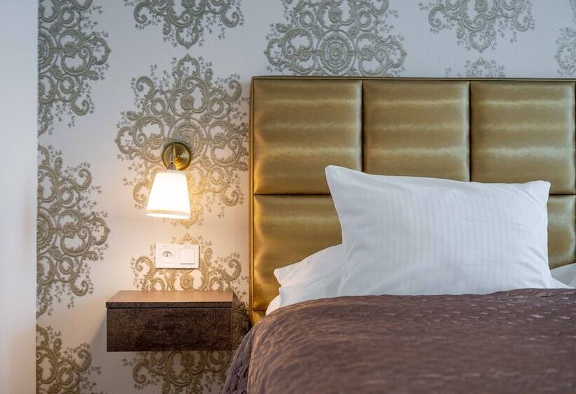 سوییت, Maxplaza