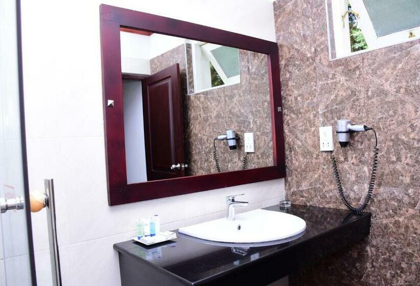 חדר דלוקס, Mirage Kings Cottage