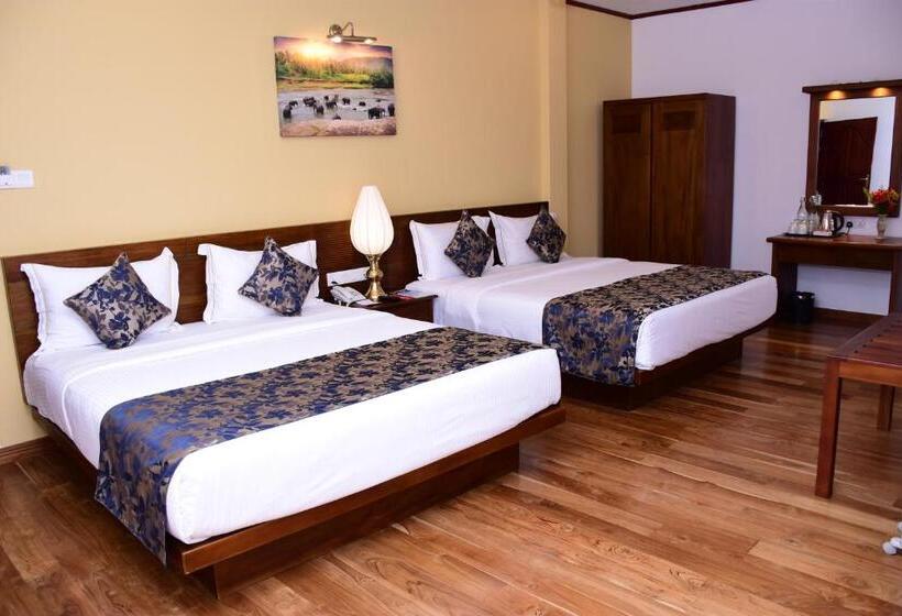 חדר משפחתי, Mirage Kings Cottage