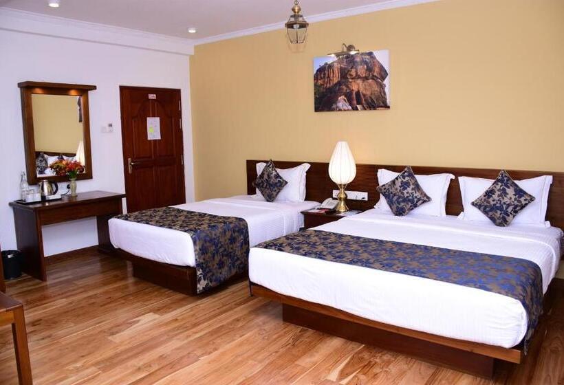 חדר דלוקס לשלושה, Mirage Kings Cottage